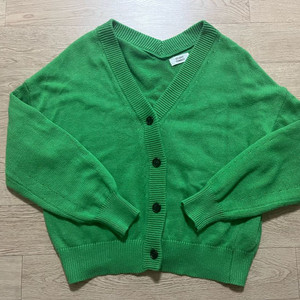 스튜디오 톰보이 그린 가디건