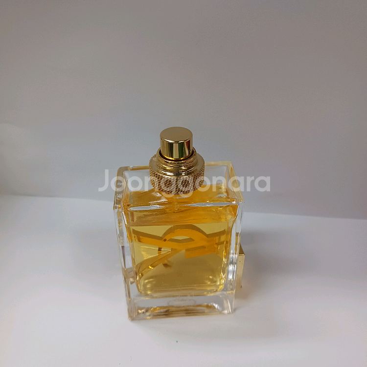 입생로랑 리브르 오 드 빠르펭 50ml 1013--1