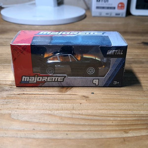 마조렛 미니카 포르쉐 911 930