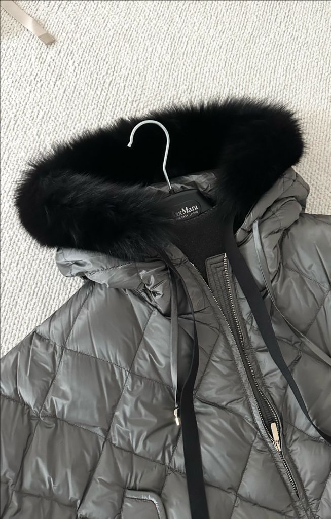 막스마라 유니온 UNIION 블랙 폭스퍼 후드트림--3