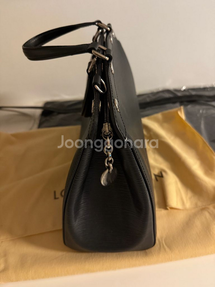 루이비통 에피(에삐) 브레아MM 토트백--2
