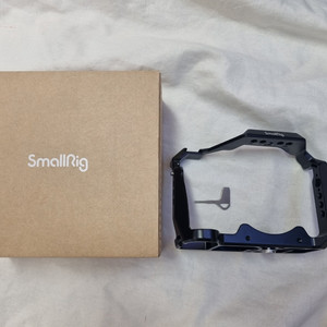 스몰리그 케이지 파나소닉s5용 판매합니다