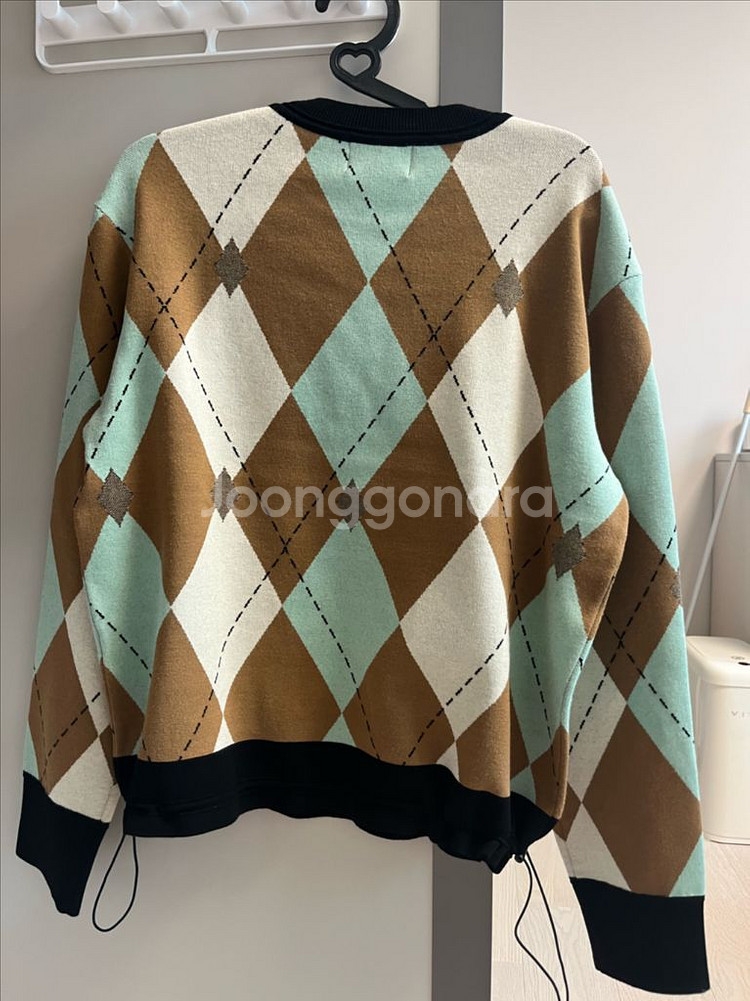 타임 아가일 패턴 스트링 니트--1