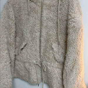 한섬 여성 양털 무스탕 판매합니다(55사이즈감)