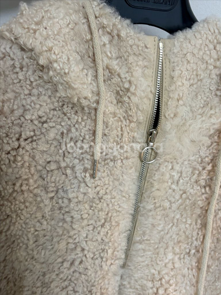 한섬 여성 양털 무스탕 판매합니다(55사이즈감)--2