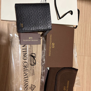 발렌티노 크레아시옹 남성 반지갑 블랙 (새제품)