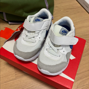 나이키 에어맥스 130 새상품