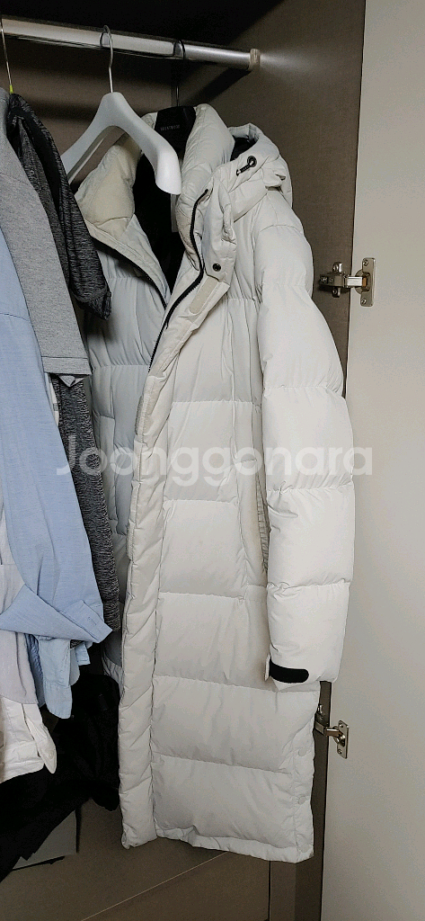 네파 흰색 패딩--0