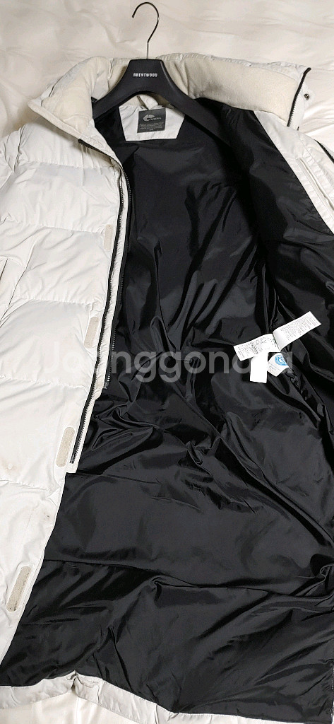 네파 흰색 패딩--3