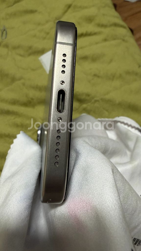 아이폰 15 프로맥스 256--6