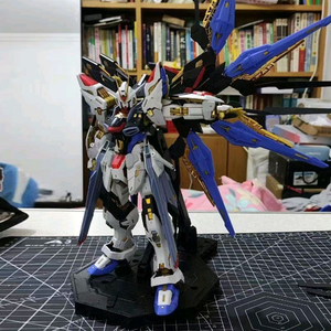 장룡 mgex 스트라이크프리덤 새상품