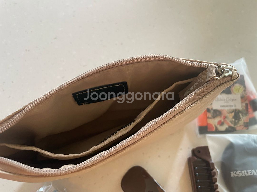대한항공 프레스티지(비즈니스) 어메니티 파우치 새제품--1