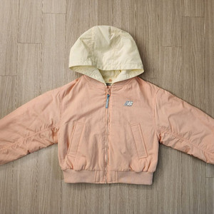 뉴발란스키즈 크롭 패딩 점퍼 130