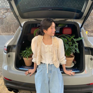 위드아웃썸머 퓨지 크로셰 니트 베스트 새상품