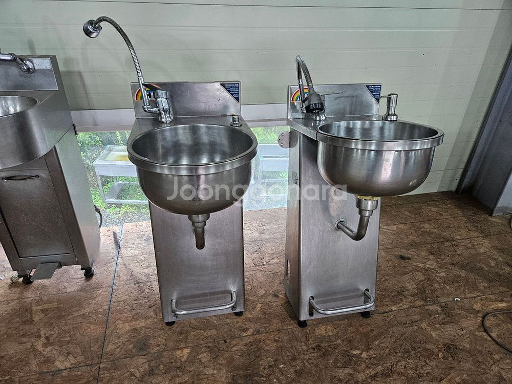 중고 스텐 손세정대 페달식--0