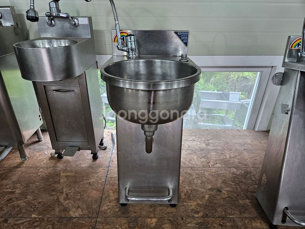 중고 스텐 손세정대 페달식--2