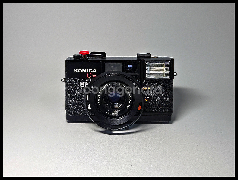 KONICA C35 EF. 필름카메라. 정상작동.--6