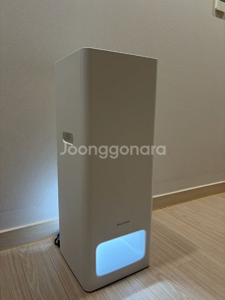 발뮤다 더 퓨어 2세대 공기청정기 급처!--1