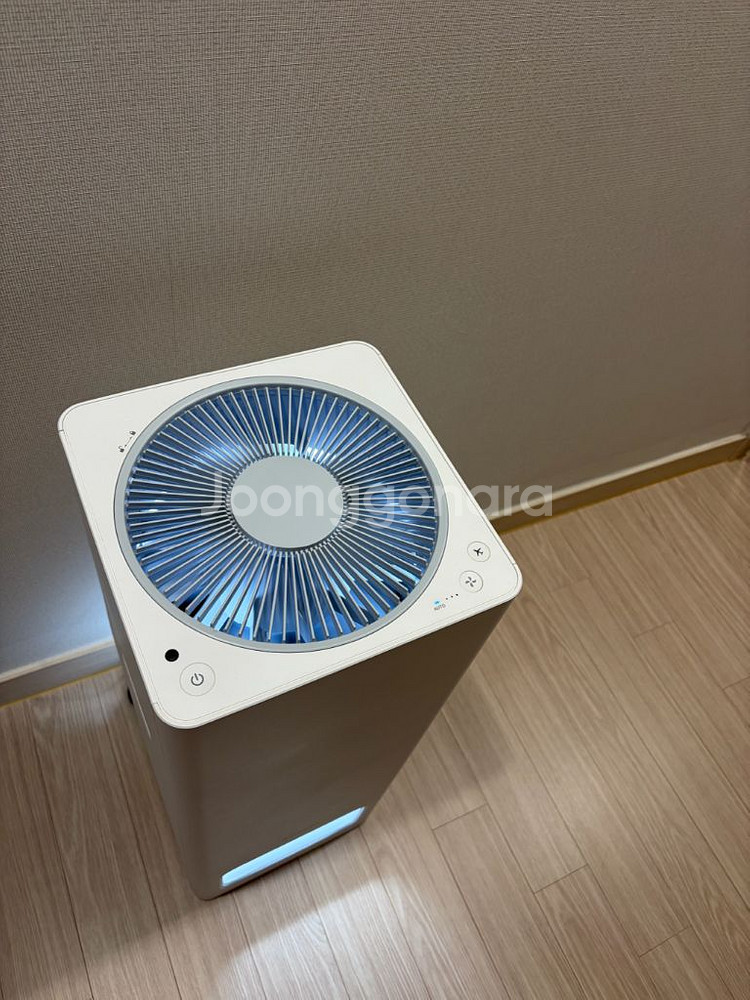 발뮤다 더 퓨어 2세대 공기청정기 급처!--2