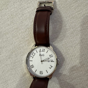 D&G TIME 가죽 손목시계