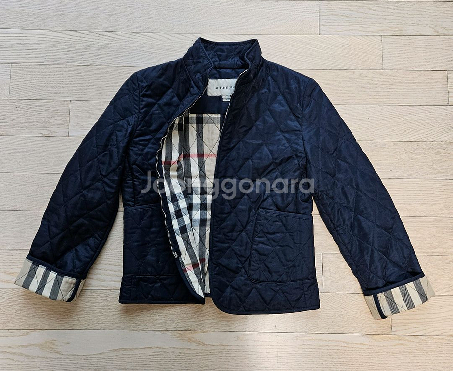 버버리 누빔점퍼 퀼팅패딩사이즈 12y(152cm)--1