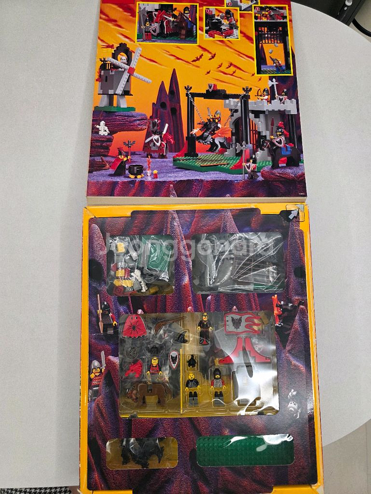 올드레고 6097 박쥐기사의 성 판매합니다.--1