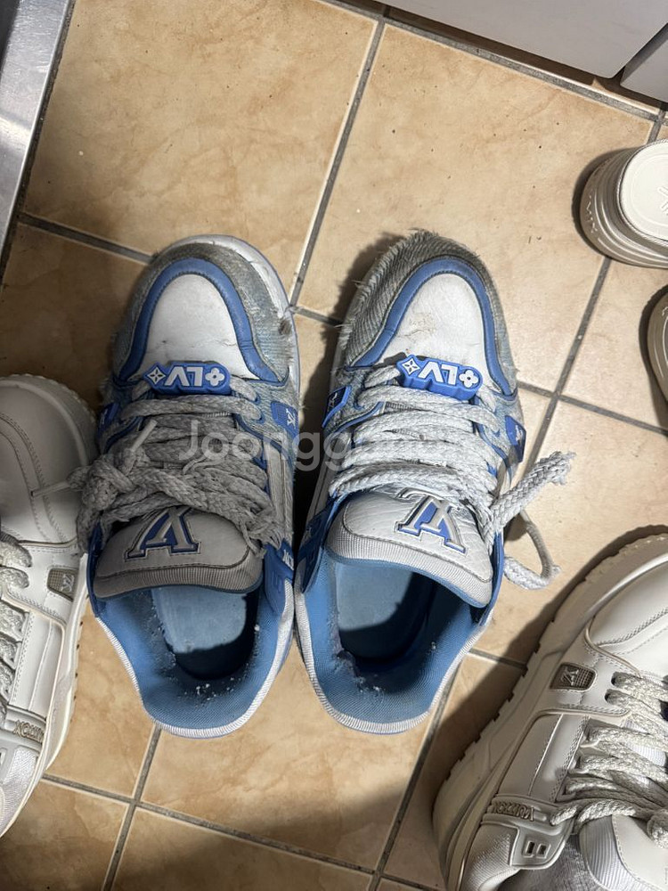 루이비통 LV 트레이너 맥시 스니커즈--0