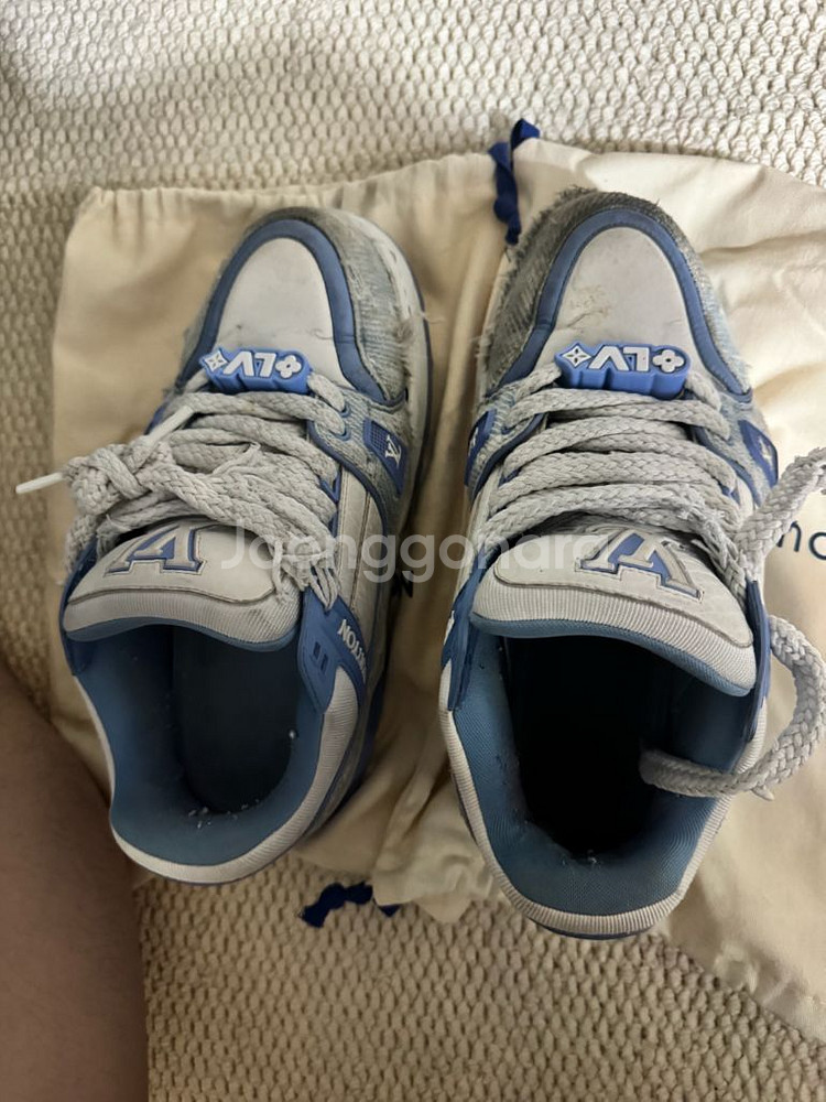 루이비통 LV 트레이너 맥시 스니커즈--1