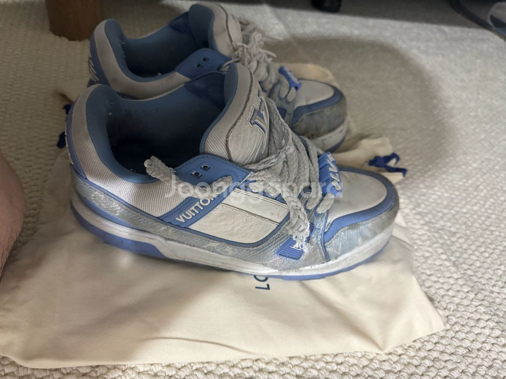 루이비통 LV 트레이너 맥시 스니커즈--3