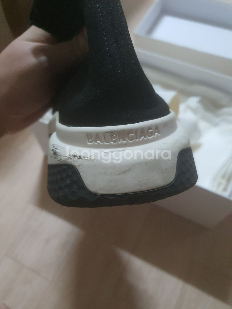 발렌시아가 스피드러너 블랙 42사이즈--1