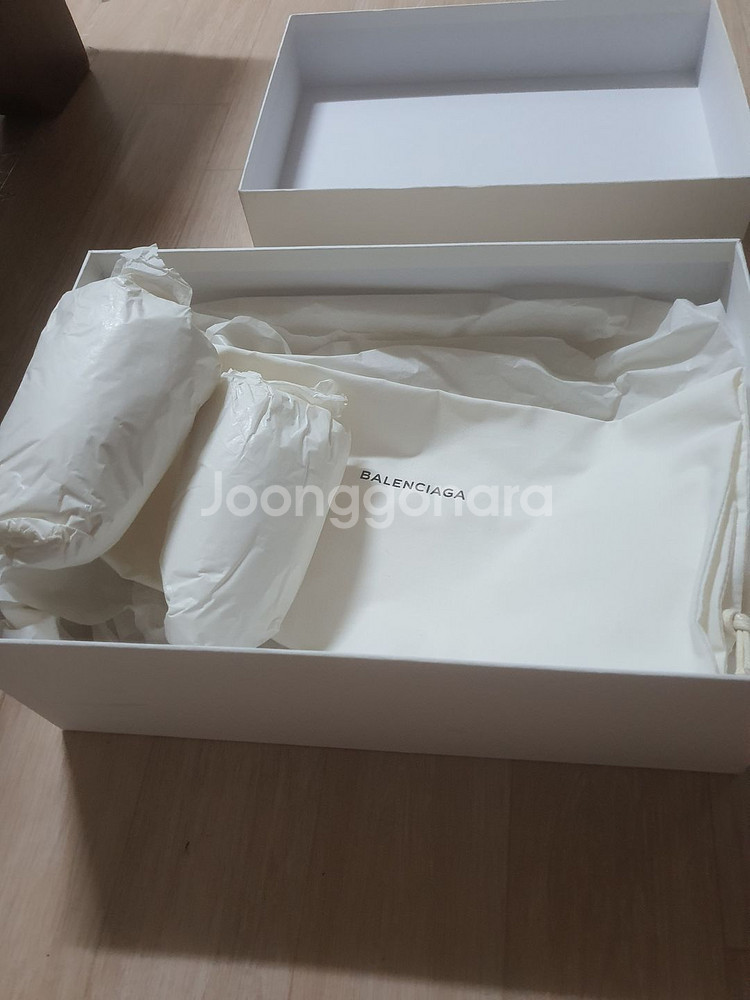 발렌시아가 스피드러너 블랙 42사이즈--3