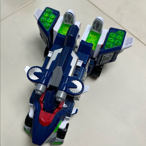 미니특공대 브이레인저스 샤크로스브이