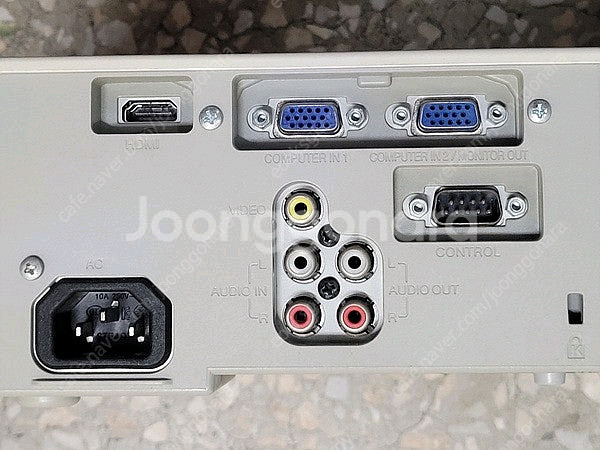 히티치 CP-EX300 3200안시 중고빔프로젝터--2