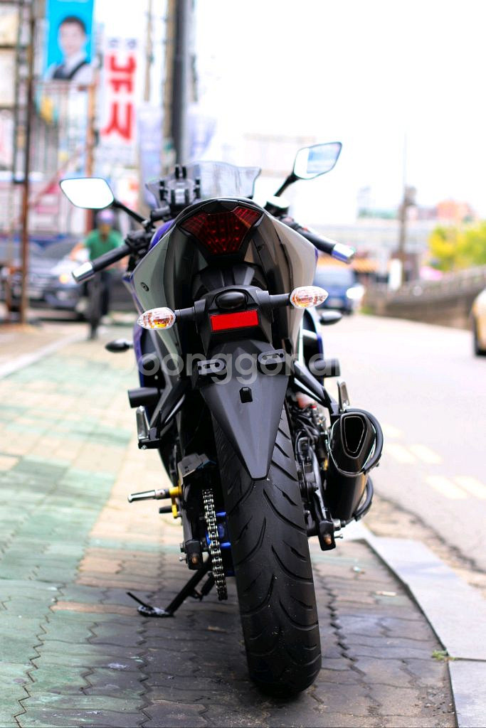 r3 야마하 2017년식 ABS 떼르풀배기 오토바이--3
