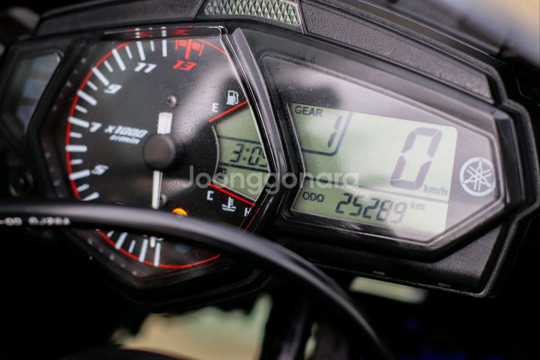 r3 야마하 2017년식 ABS 떼르풀배기 오토바이--5