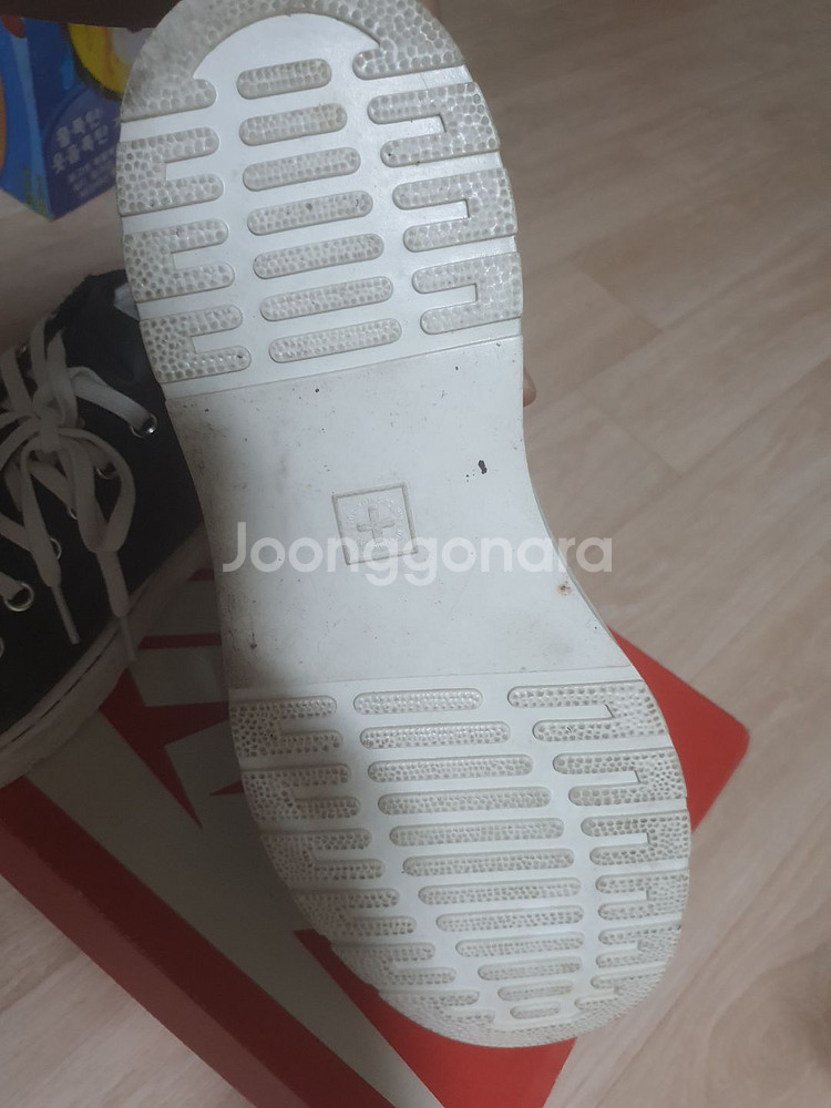 닥터마틴 알렉세이 블랙 스니커즈 270--0