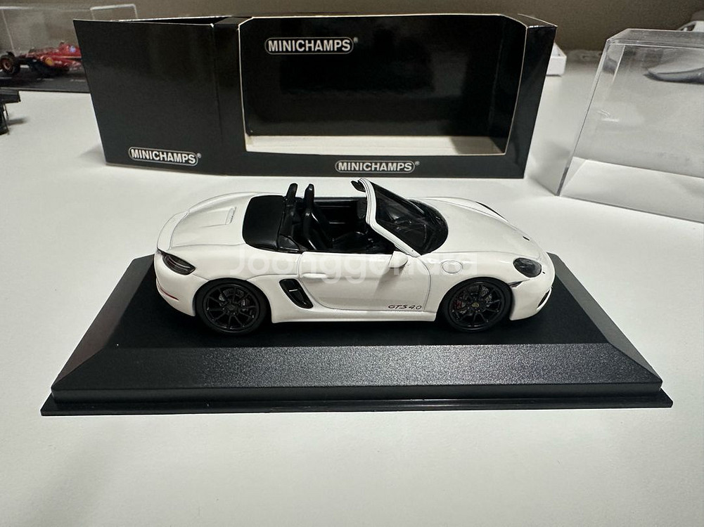 미니챔프 포르쉐 718 박스터 GTS 410069101--7