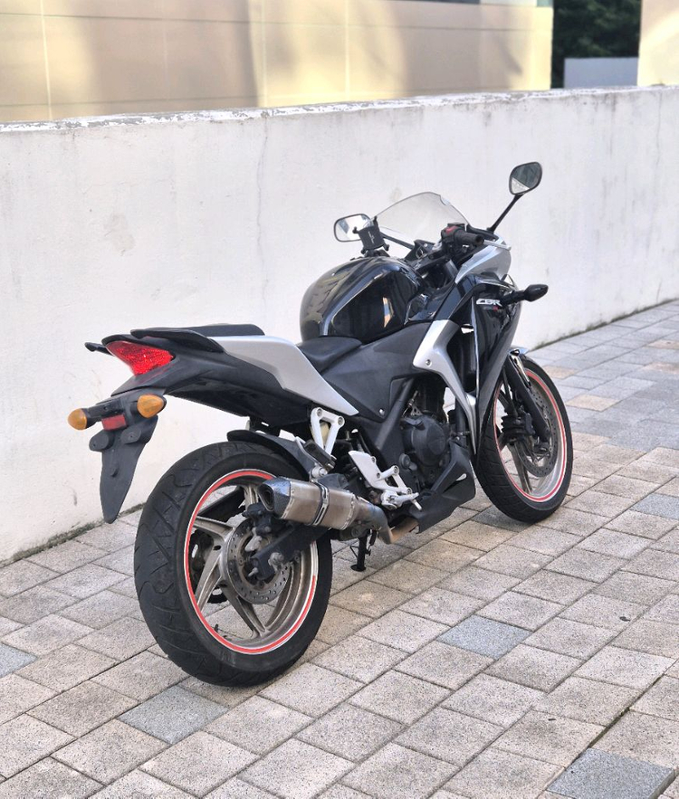 2012 혼다 cbr250 신형 판매합니다. 이미지