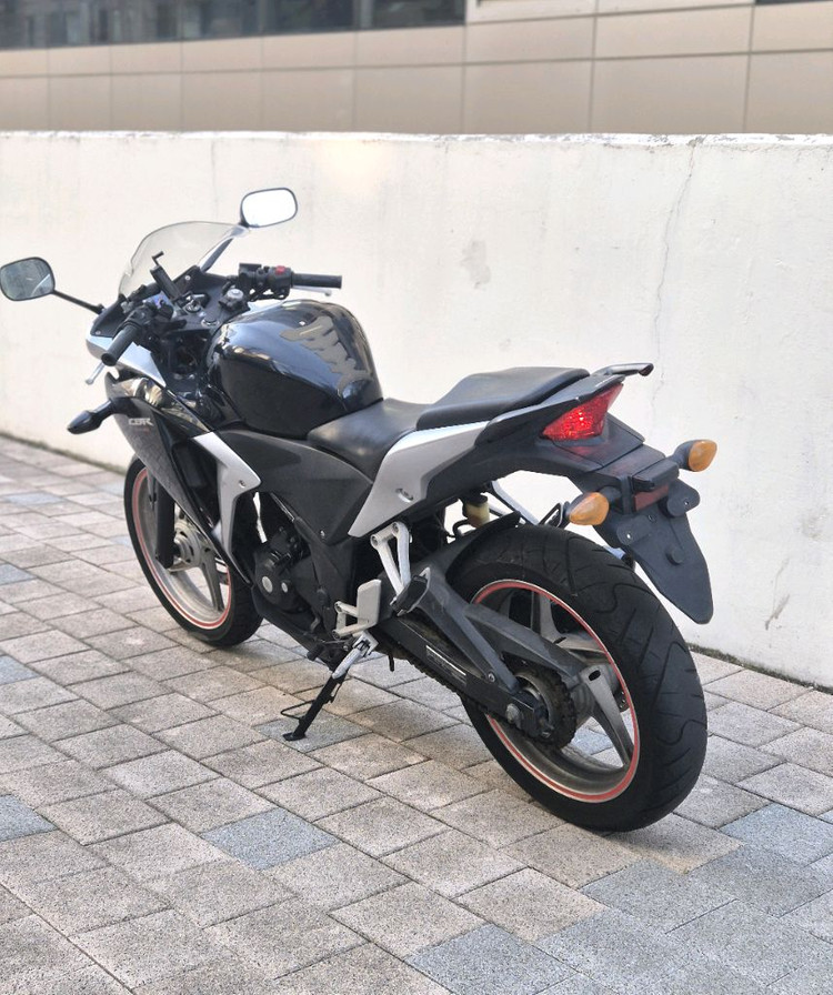 2012 혼다 cbr250 신형 판매합니다. 이미지