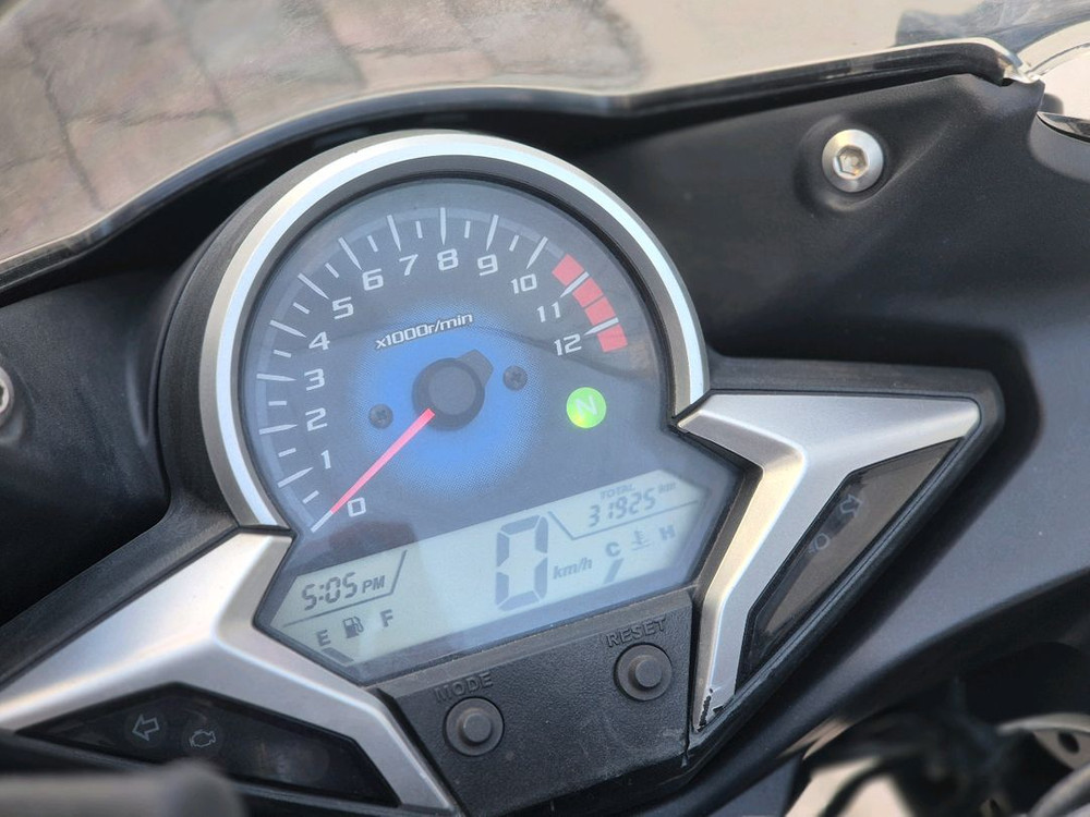 2012 혼다 cbr250 신형 판매합니다. 이미지