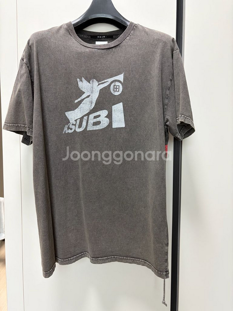 수비 (KSUBI) 반팔티 페이디드 블랙 M사이즈--0