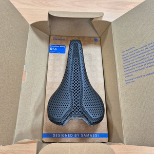 사마시 R5 3D 안장 143mm