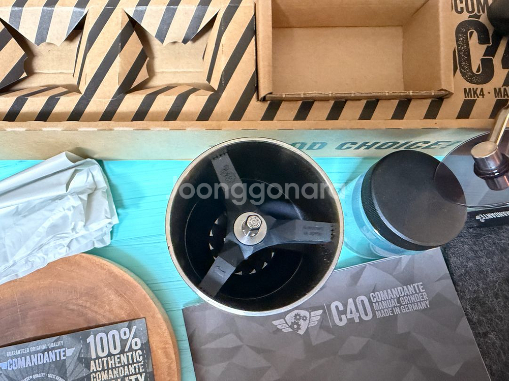 코만단테 C40 MK4 커피 그라인더 스페셜코팅 블랙--2