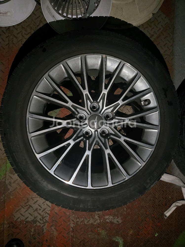 g80 18인치 휠+타이어 팝니다--0