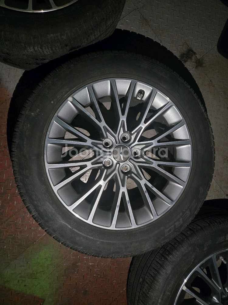 g80 18인치 휠+타이어 팝니다--2