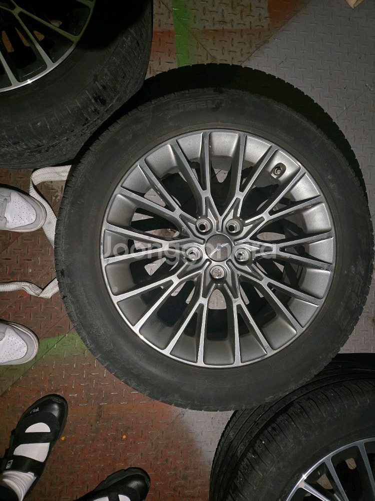 g80 18인치 휠+타이어 팝니다--1