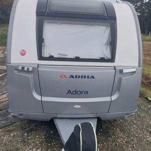 아드리아 아도라 522UP 50주년 한정판 2016년식