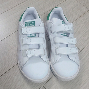 아디다스 스탠스미스 찍찍이 180
