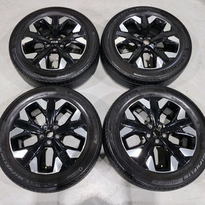 스포티지 NQ5 그래비티 19인치 휠타이어