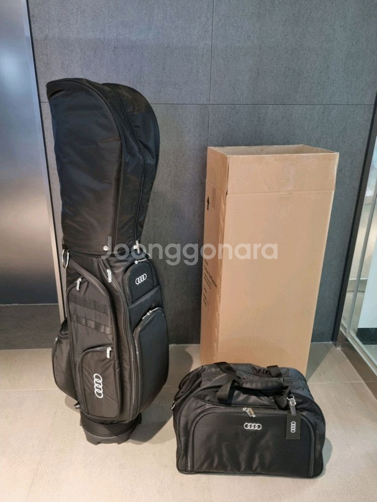아우디 경량 골프백 세트 블랙 새상품 판매 (캐디백 보--1